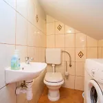 Beach Front Home In Jesenice * Есенице