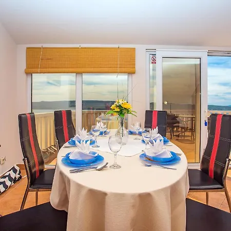 Amazing In With Kitchen *